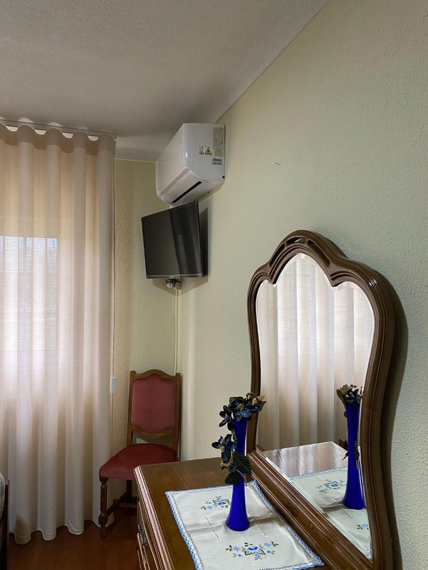 Appartamento Casa Da Pizzaria Carapito Esterno foto