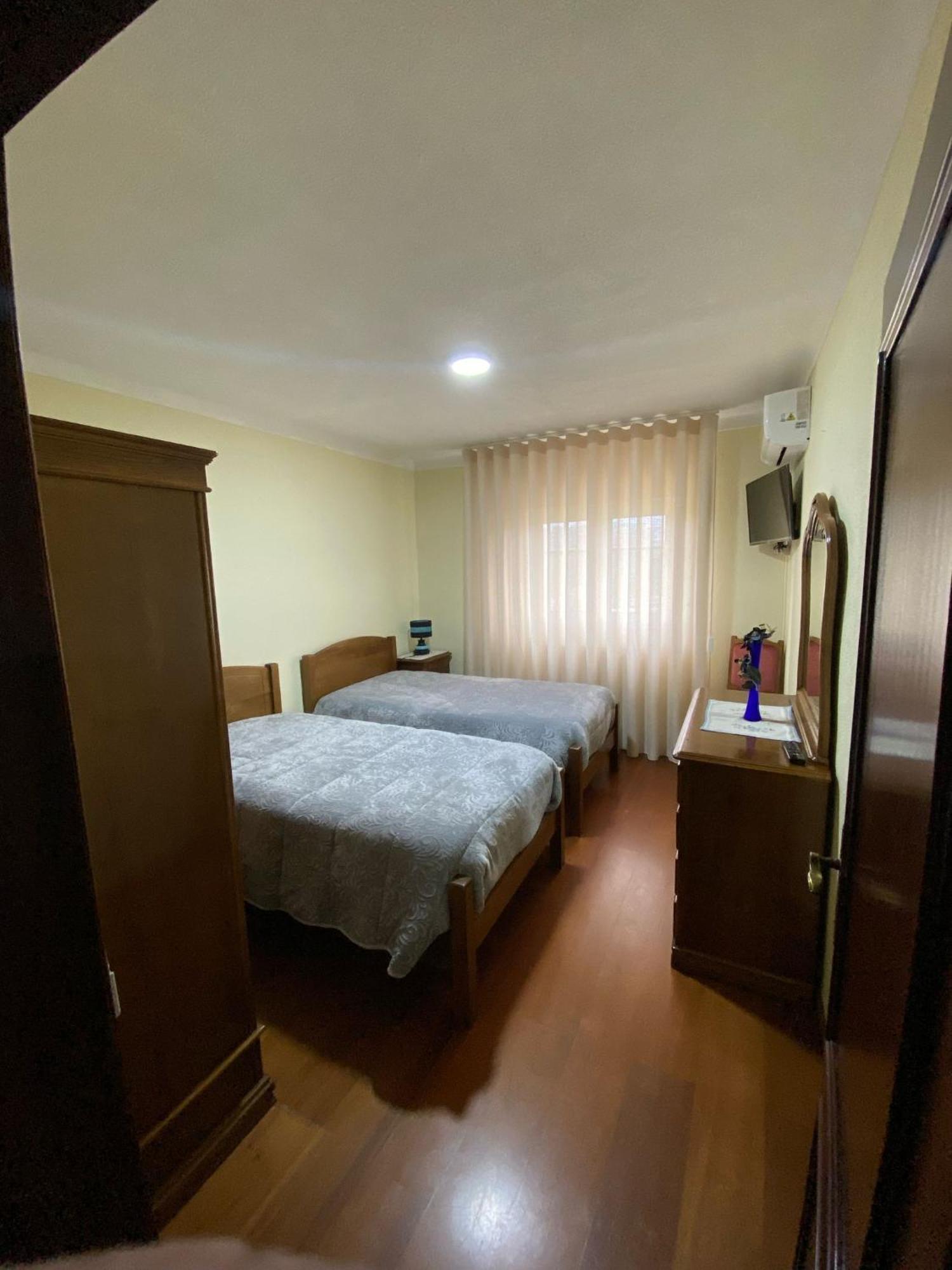 Appartamento Casa Da Pizzaria Carapito Esterno foto